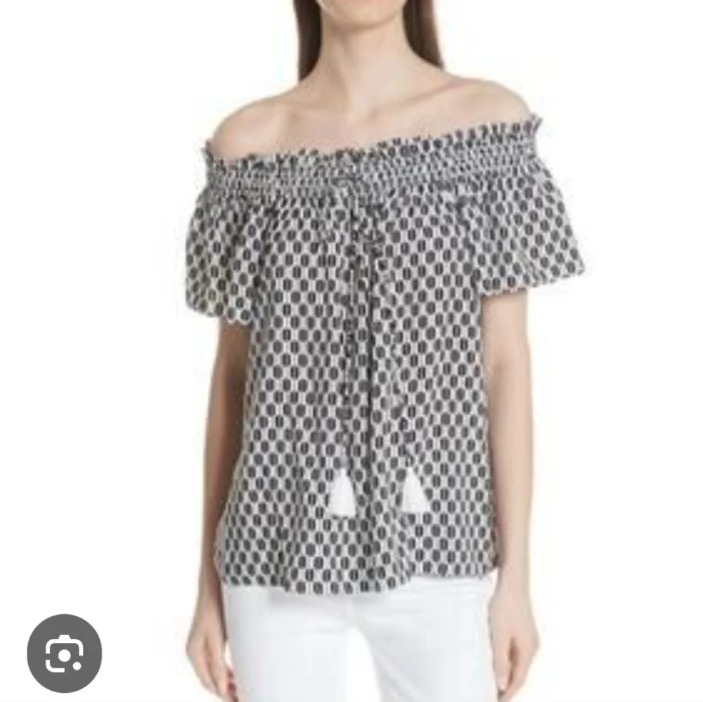 KATE SPADE Black & White Graphic Off-The-Shoulder Blouse | SZ S